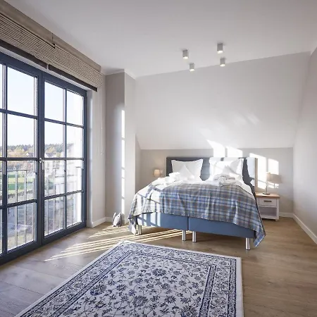 Reetland Am - Premium Reetdachvilla Mit 3 Schlafzimmern, Sauna Und Kamin F07