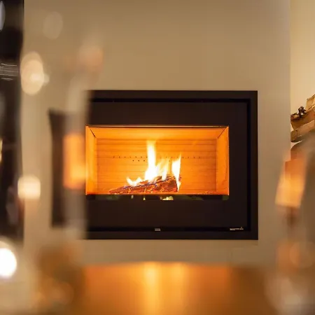 Ferienhaus Reetland Am - Premium Reetdachvilla Mit 3 Schlafzimmern, Sauna Und Kamin F07