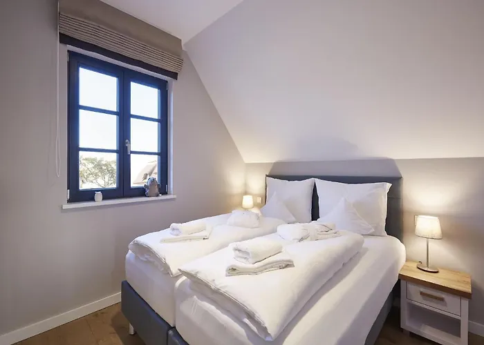 Reetland Am - Premium Reetdachvilla Mit 3 Schlafzimmern, Sauna Und Kamin F07 *